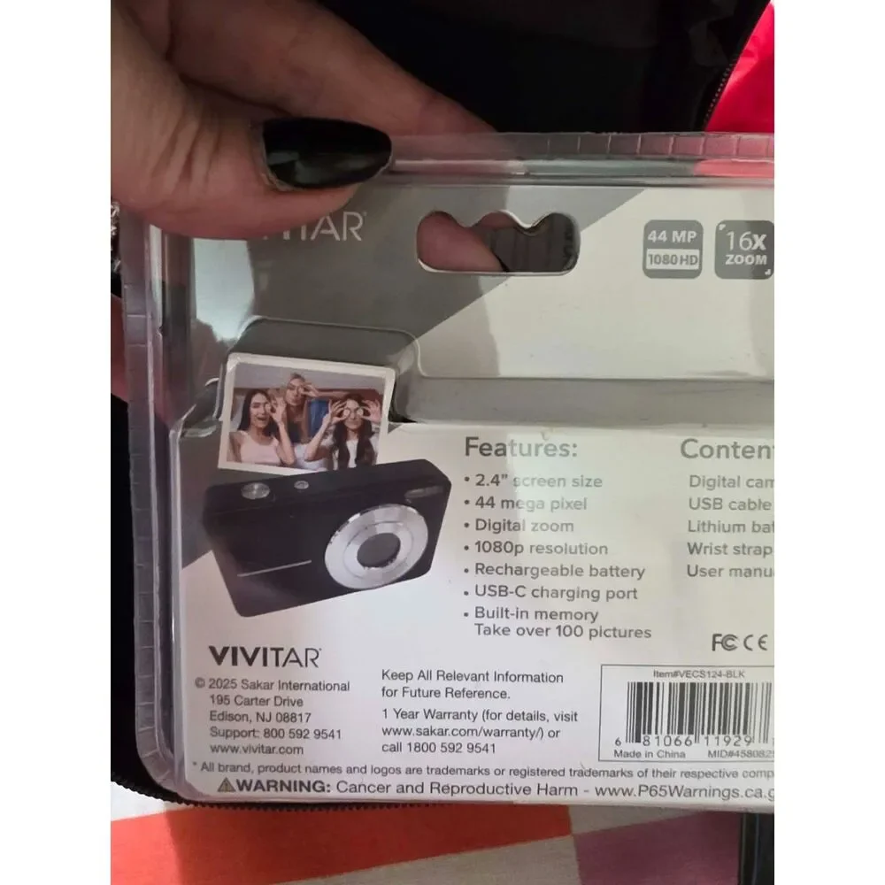 Vivitar Popsnap Compact Digital Camera w/Carry Bag